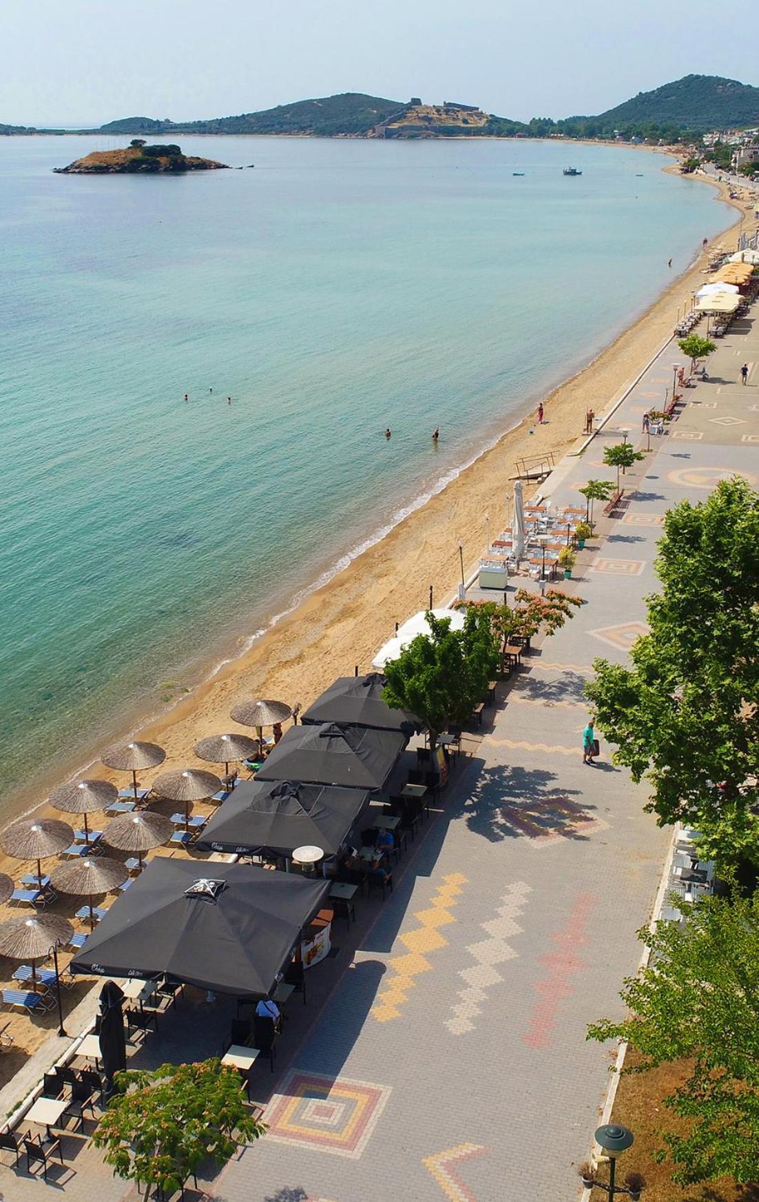 W Pearl Suite Néa Péramos Екстериор снимка